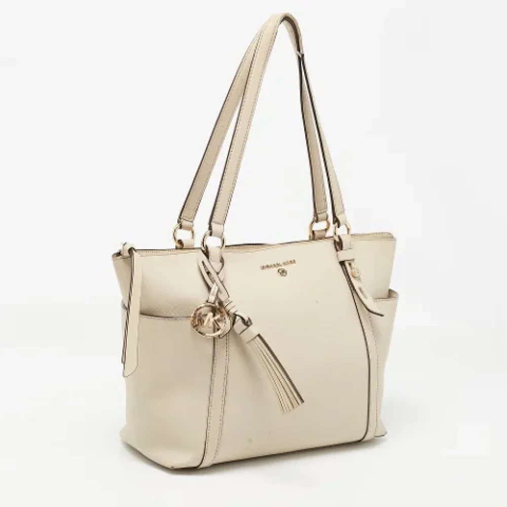 Michael Kors Pre-owned Leather totes Beige Dames