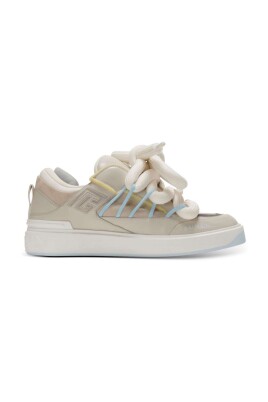 sneakers-elegantes-pour-hommes-et-femmes