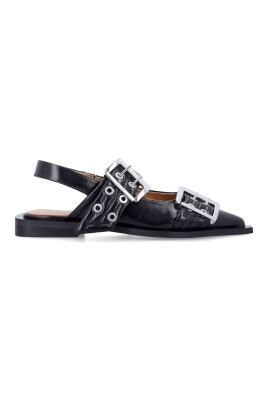 black-closed-ballerinas-aw25