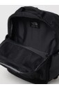 sac-a-dos-noir-pour-tous-les-jours-avec-plusieurs-compartiments