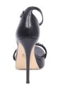 jordyn-platform-sandaal-met-letters