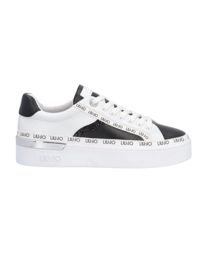 silvia-66-baskets-en-cuir-blanc