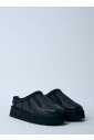 chaussures-slip-on-en-daim