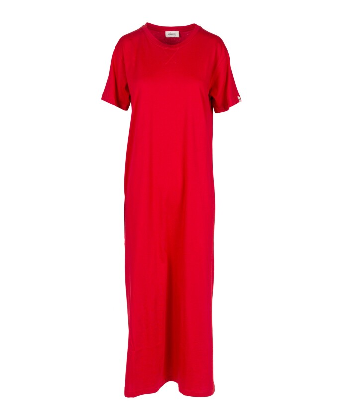 red-t-shirt-dress-with-side-slit