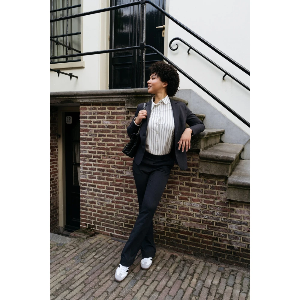 &Co Woman Blazer dames Stijlvol en tijdloos Gray Dames