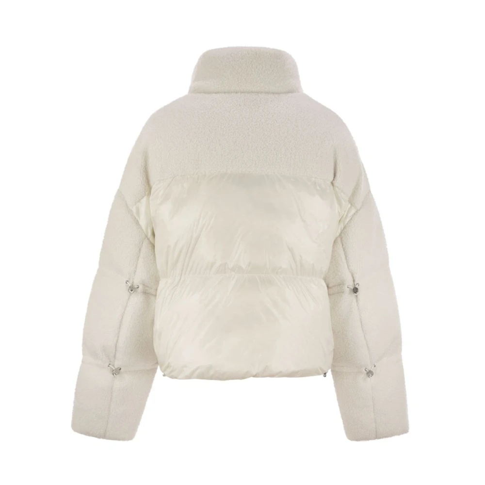 Moose Knuckles Korte Nylon Donsjas met Capuchon White Dames