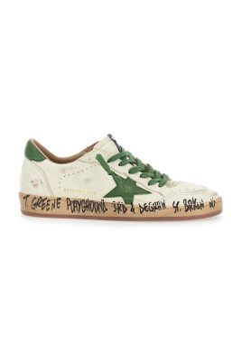white-leather-sneakers-with-star-detail