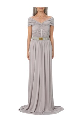 elegant-maxi-dress-for-special-occasions