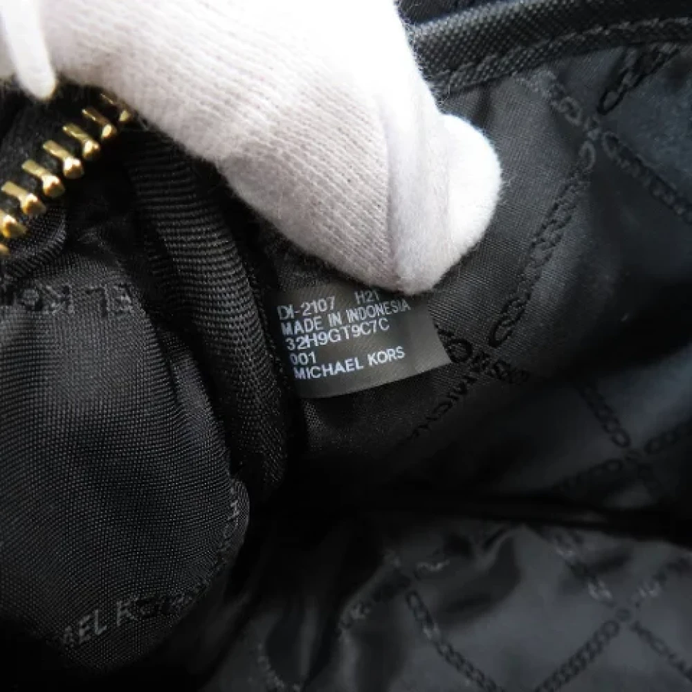Michael Kors Pre-owned Nylon shoulder-bags Black Dames