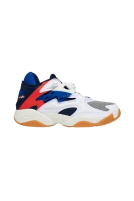 stylish-and-comfortable-sneakers-fv5565