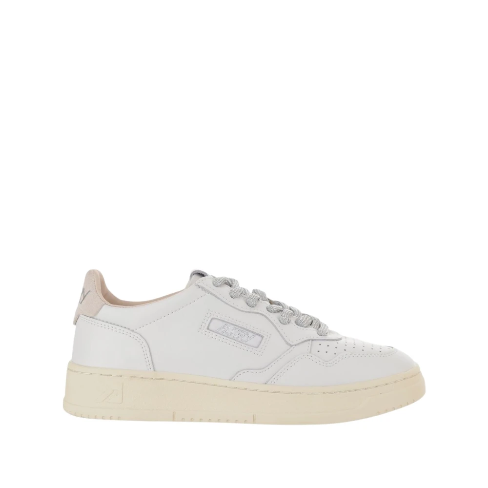 Autry Women's White Sneakers, 8 Uk, Medalist Low