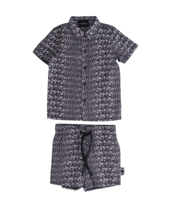 ensemble-chemise-et-short-avec-logo-gothique