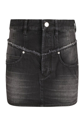 black-skirts-narjis-gd