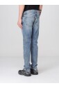 vintage-distressed-jeans