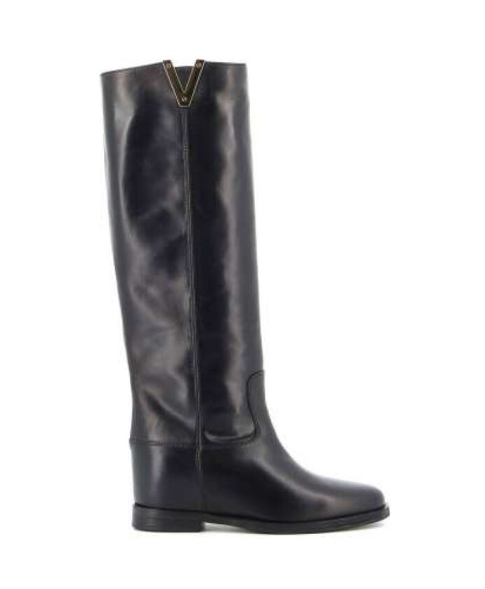black-leather-wedge-boots-with-gold-side-detail