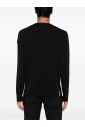 pull-noir-style-epure-coupe-confortable