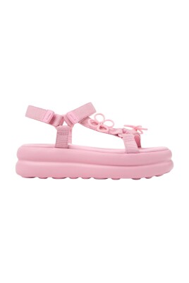 pink-flat-leather-strap-sandals