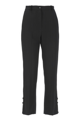 black-crepe-pants-with-pockets