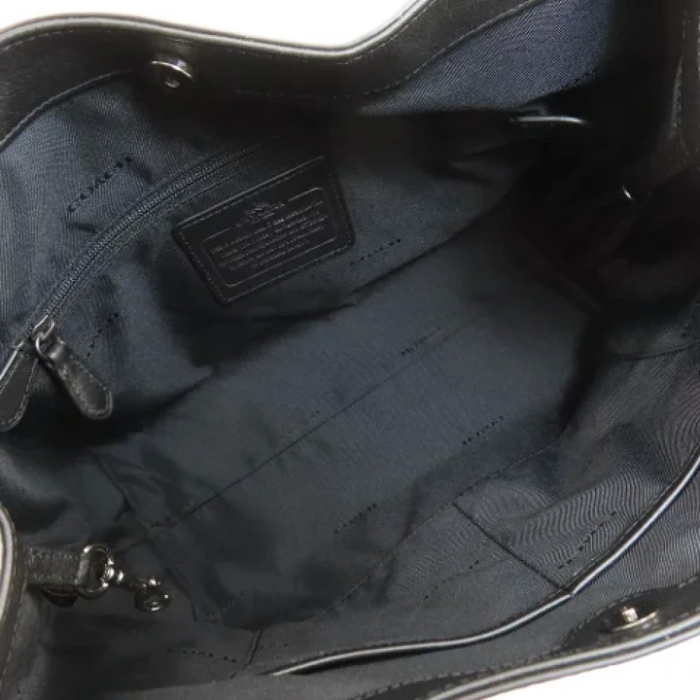 Coach Pre-owned Leather handbags Gray Dames