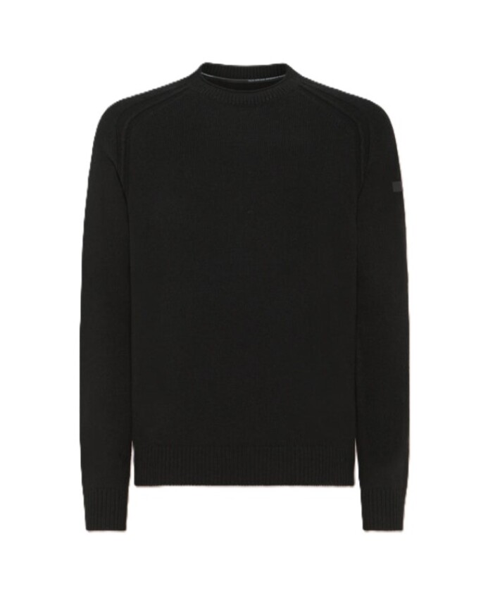 pull-rond-en-laine-tricotee