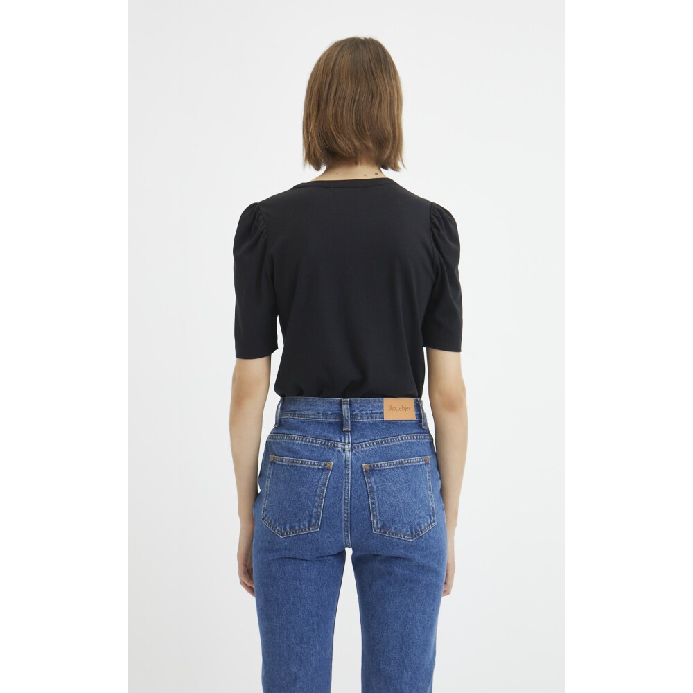 grid-image 0