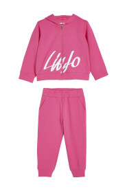 Sport set consisting of a full zip hoodie and sweatpants