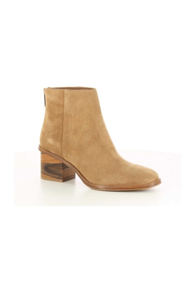 Ankle slip boots