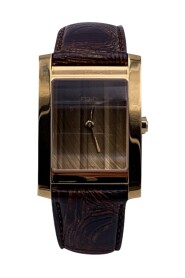 Pre-owned 7000 G Quartz Wrist Watch