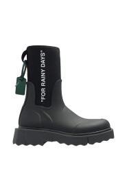 Sponge rain boots