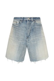 Shorts with worn effect