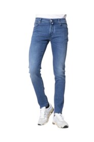Washed stretch jeans