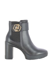 NOW 24 Ankle boots
