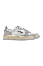 Logo-Patch Low-Top Sneakers