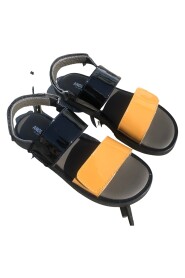 Sandal with velcro,